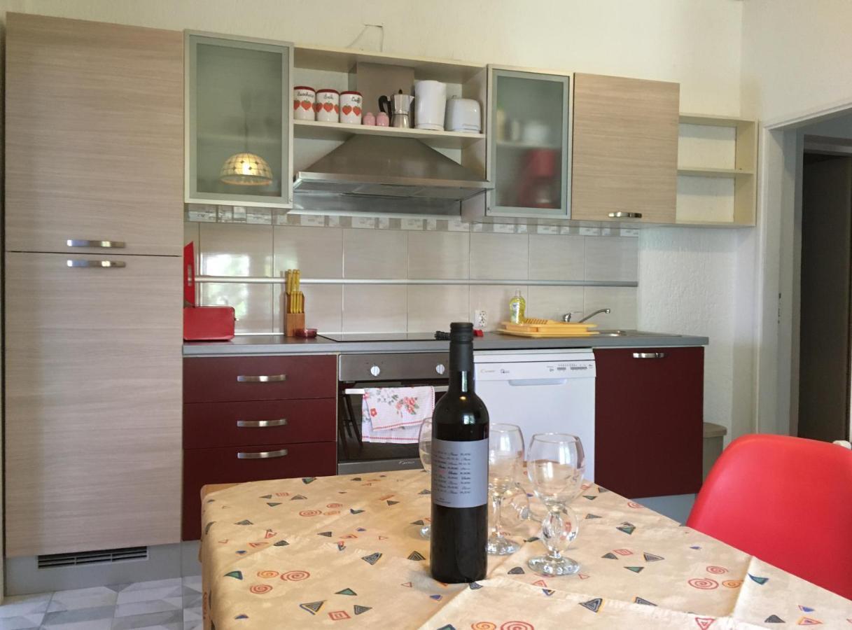 Apartments Finida โปเรช ภายนอก รูปภาพ