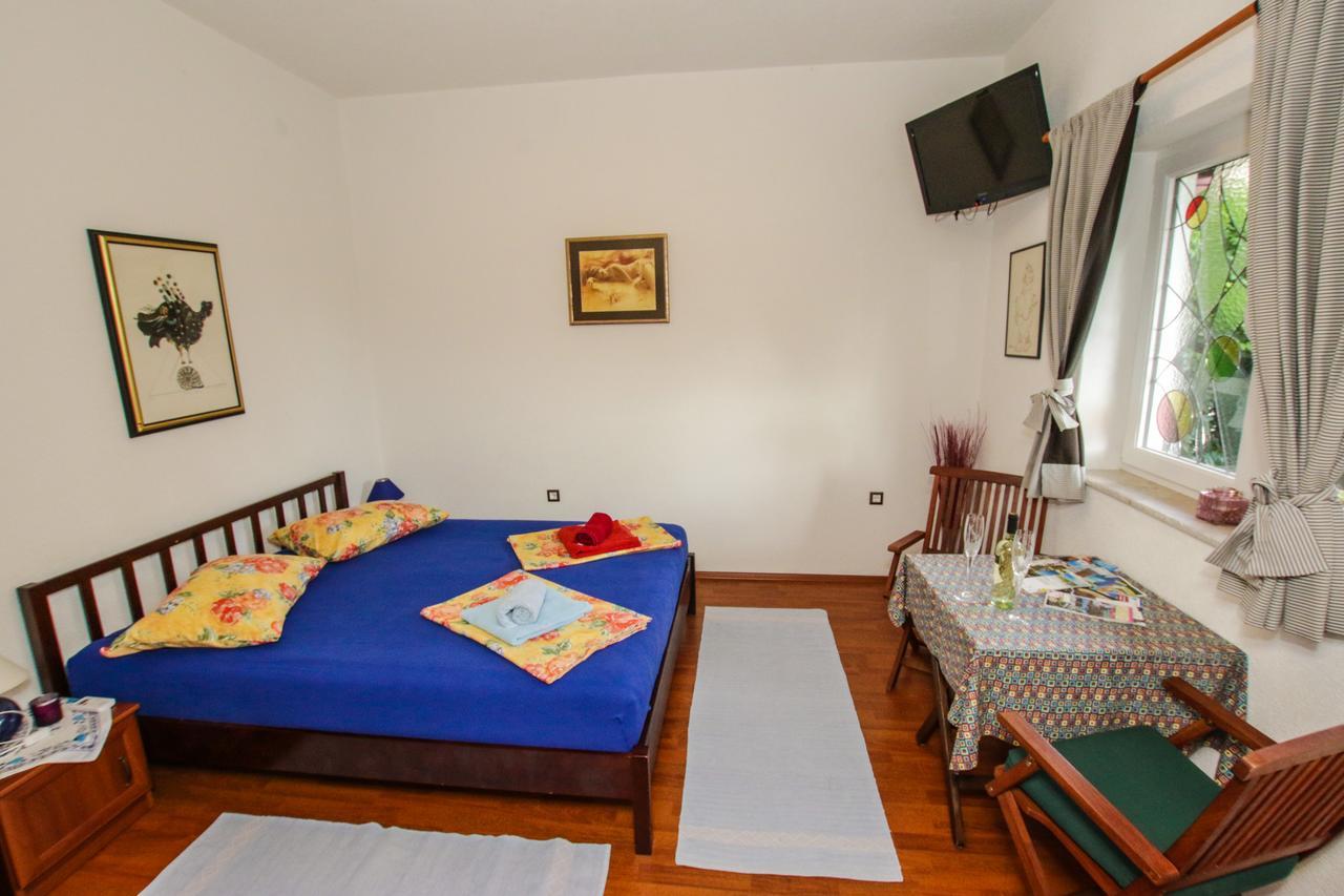 Apartments Finida โปเรช ภายนอก รูปภาพ